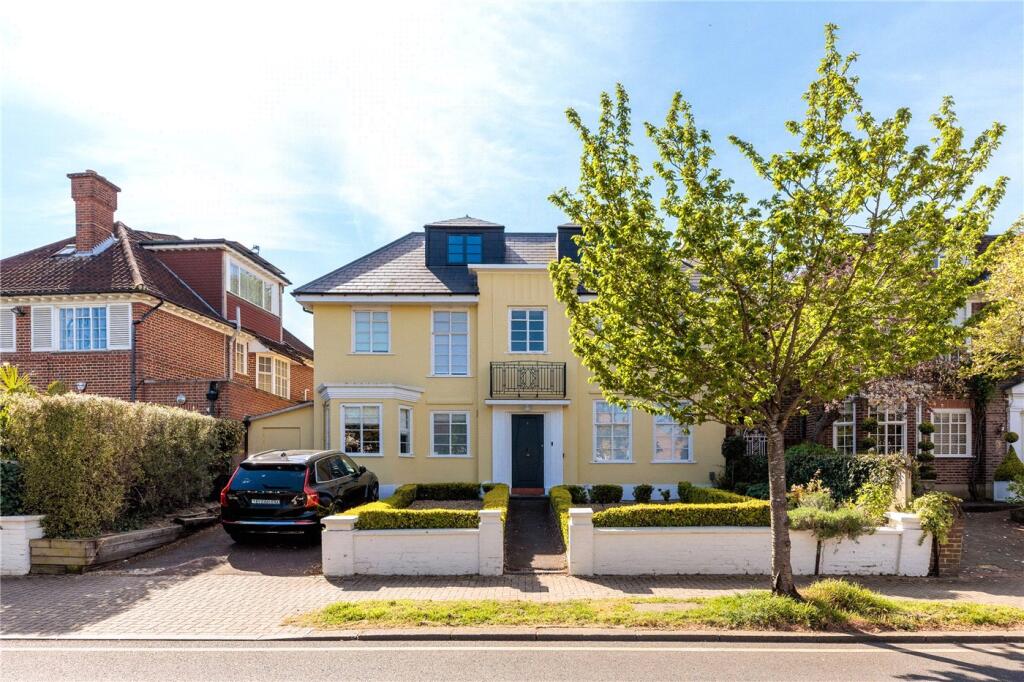 5 bed Detached for rent in London. From Winkworth - Southfields
