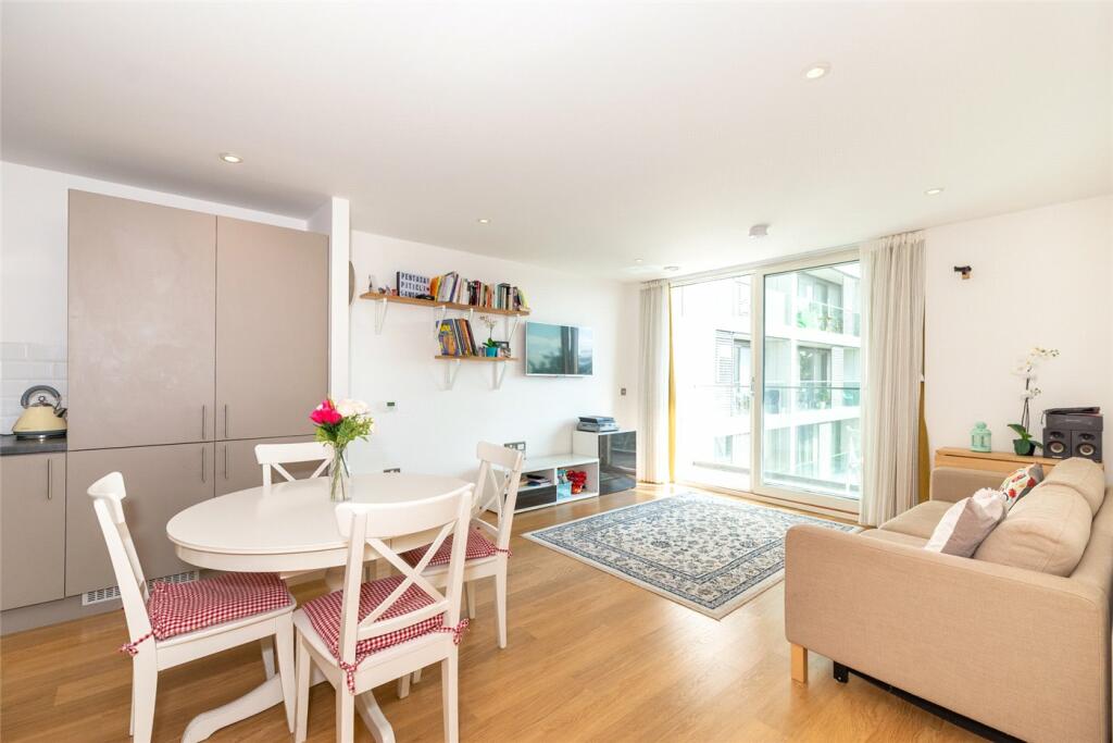 2 bed Apartment for rent in Putney. From Winkworth - Southfields 2 bed Apartment for rent in Putney. From Winkworth - Southfields