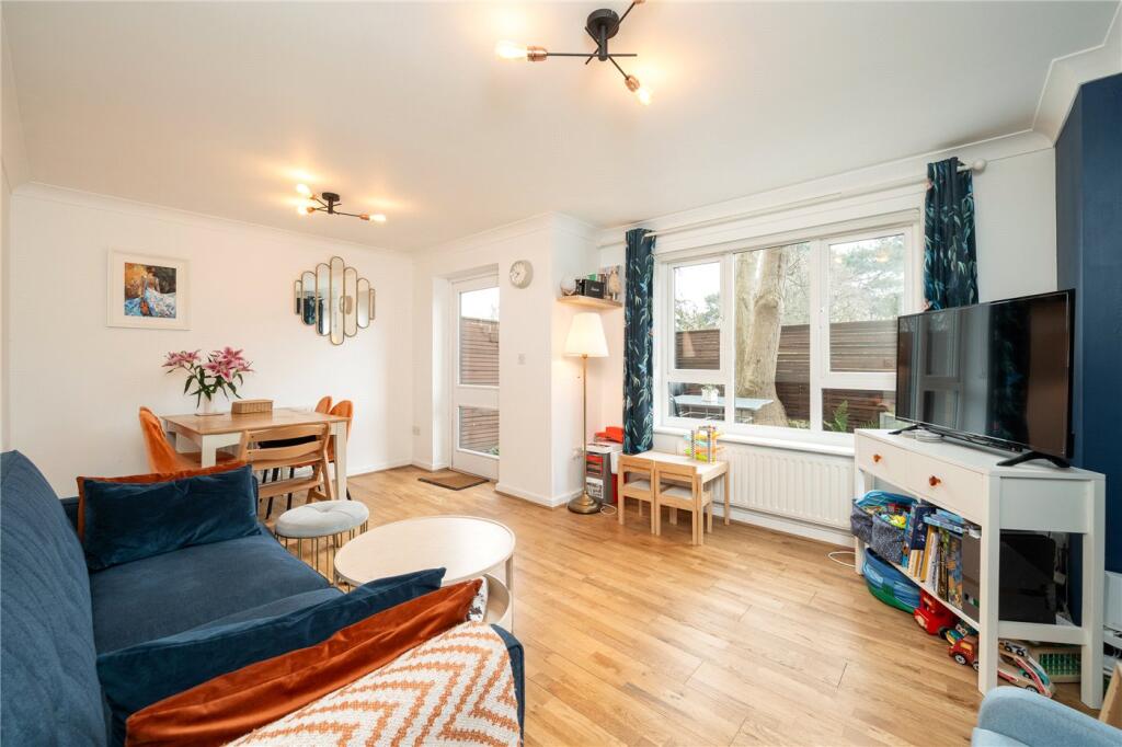 2 bed Apartment for rent in Putney. From Winkworth - Southfields 2 bed Apartment for rent in Putney. From Winkworth - Southfields