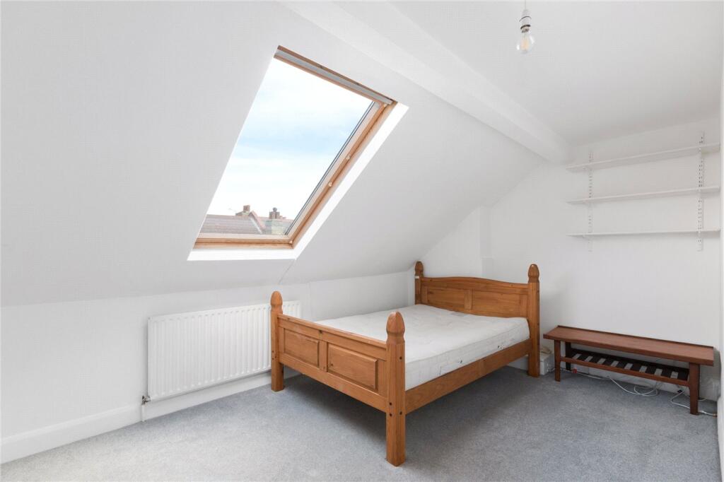 1 bed Apartment for rent in Merton. From Winkworth - Tooting