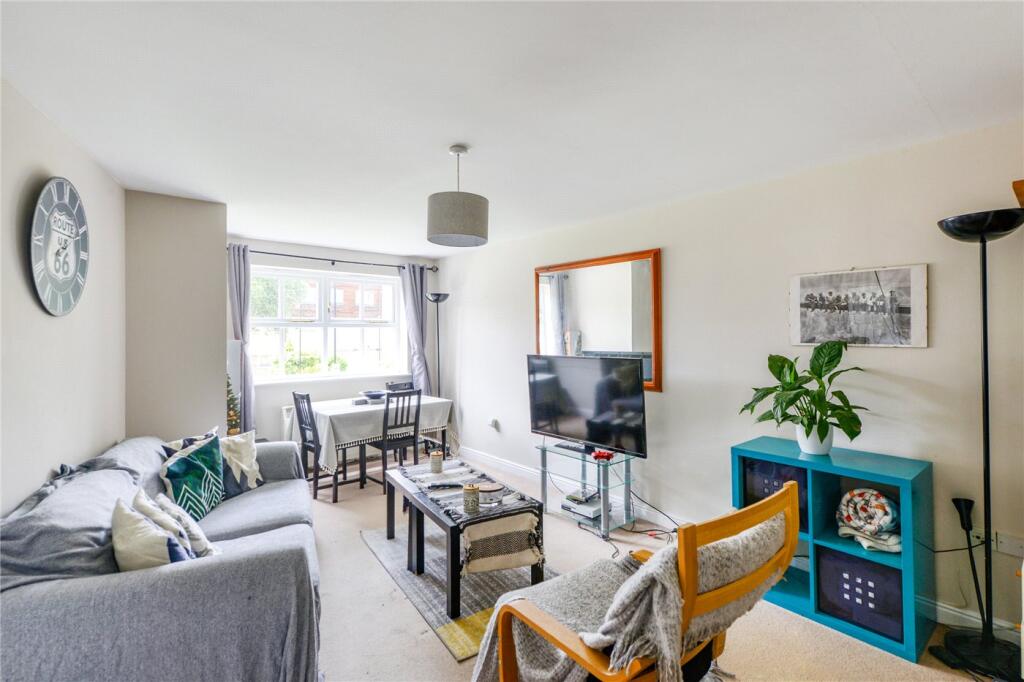 2 bed Apartment for rent in London. From Winkworth - Tooting