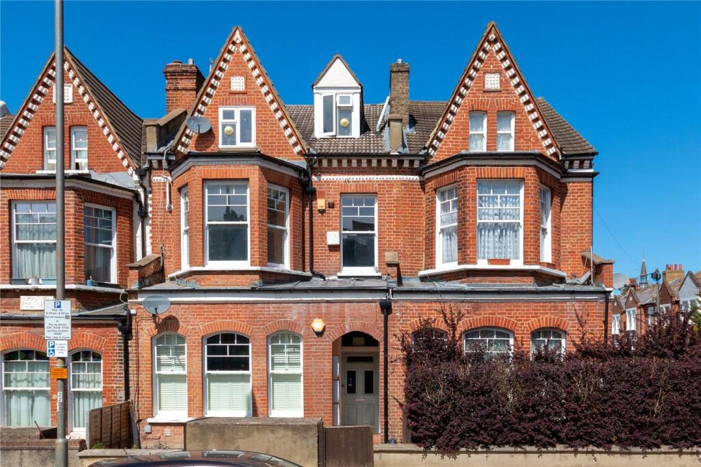 2 bed Apartment for rent in Streatham. From Winkworth - Tooting