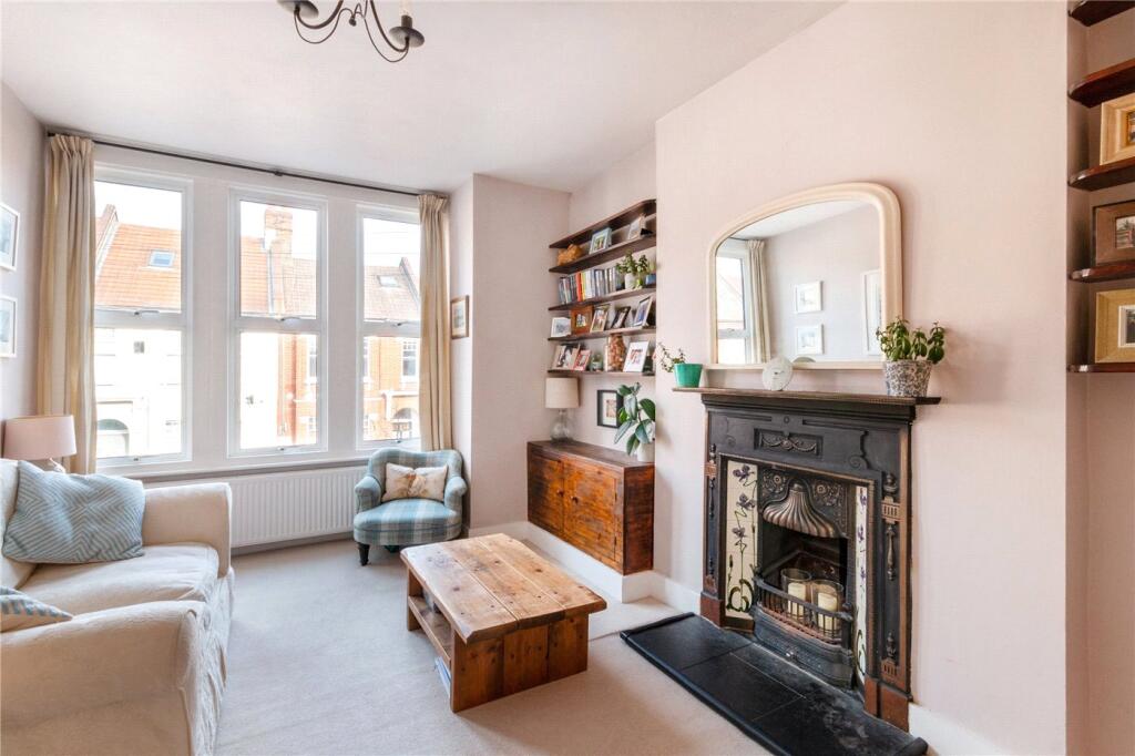2 bed Apartment for rent in London. From Winkworth - Tooting
