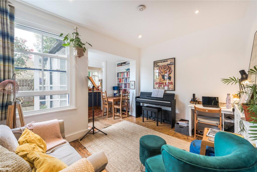 1 bed Apartment for rent in Streatham. From Winkworth - Tooting