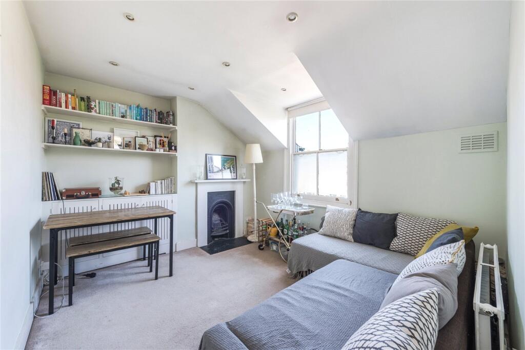 2 bed Apartment for rent in Streatham. From Winkworth - Tooting 2 bed Apartment for rent in Streatham. From Winkworth - Tooting
