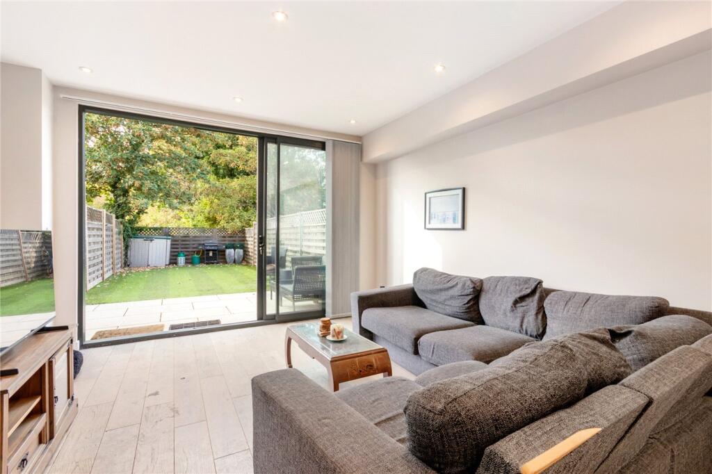 4 bed Apartment for rent in Mitcham. From Winkworth - Tooting 4 bed Apartment for rent in Mitcham. From Winkworth - Tooting