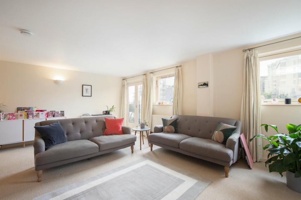 2 bed Apartment for rent in London. From Winkworth - Putney