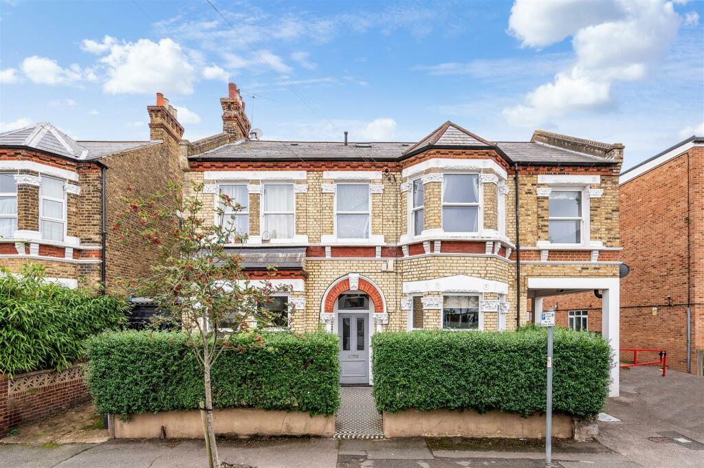 1 bed Apartment for rent in London. From Cross & Prior - Colliers Wood