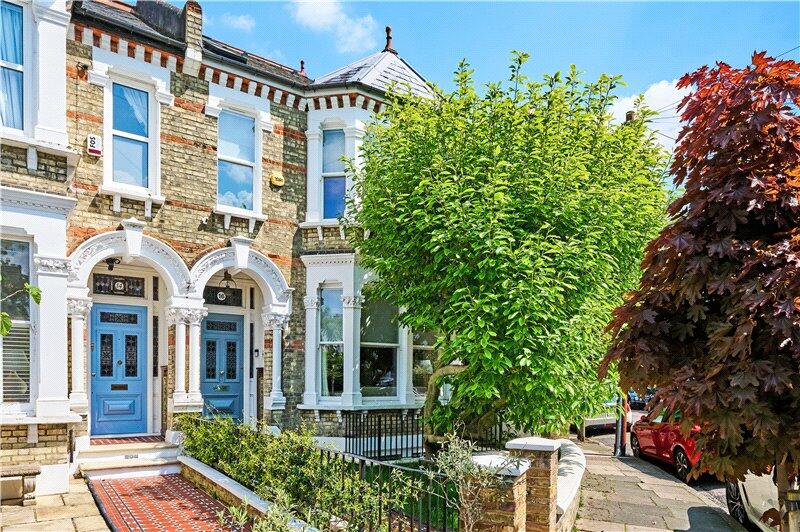 5 bed Semi Detached for rent in London. From Winkworth - Barnes 5 bed Semi Detached for rent in London. From Winkworth - Barnes