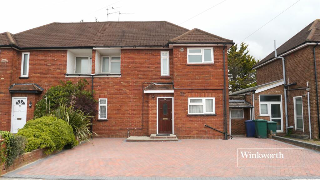 3 bed Semi-Detached House for rent in Barnet. From Winkworth - Barnet