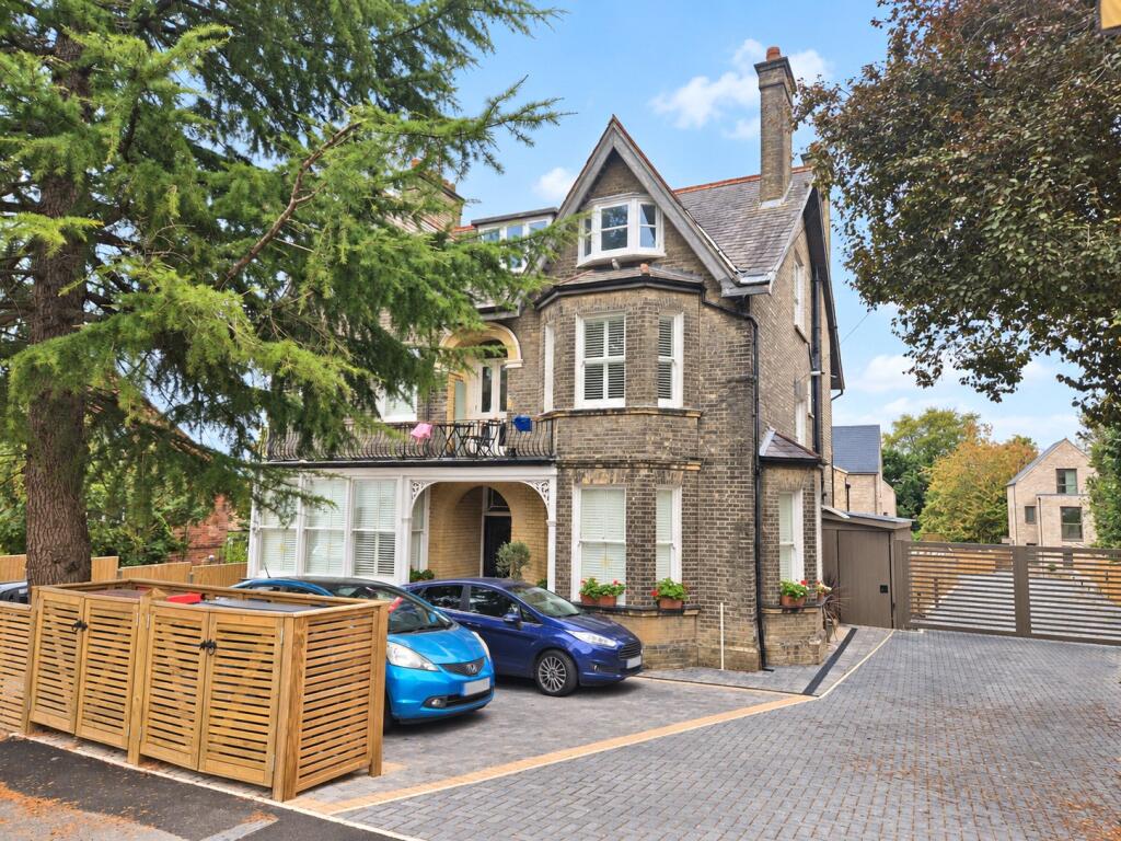 2 bed Apartment for rent in Barnet. From Winkworth - Barnet