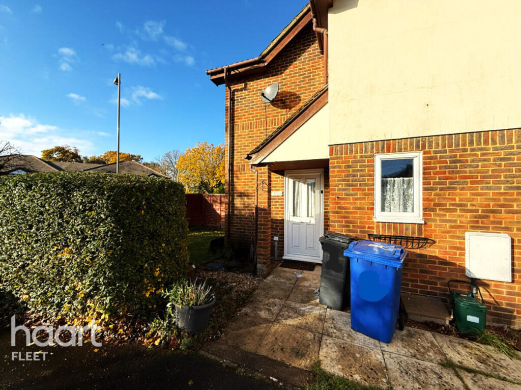 1 bed Semi Detached for rent in Fleet. From haart - Fleet