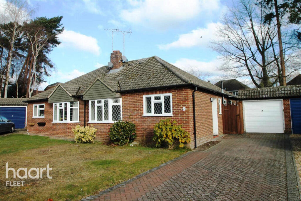 3 bed Bungalow for rent in Fleet. From haart - Fleet