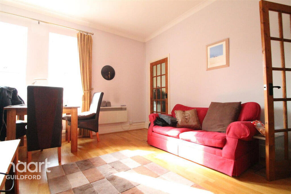 1 bed 1st Floor Flat for rent in Guildford. From haart - Guildford