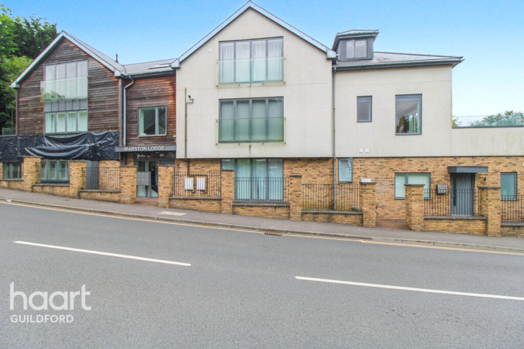 3 bed 1st Floor Flat for rent in Haslemere. From haart - Guildford