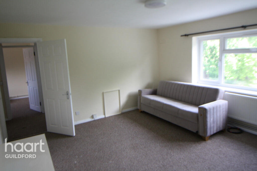 3 bed 1st Floor Flat for rent in Guildford. From haart - Guildford