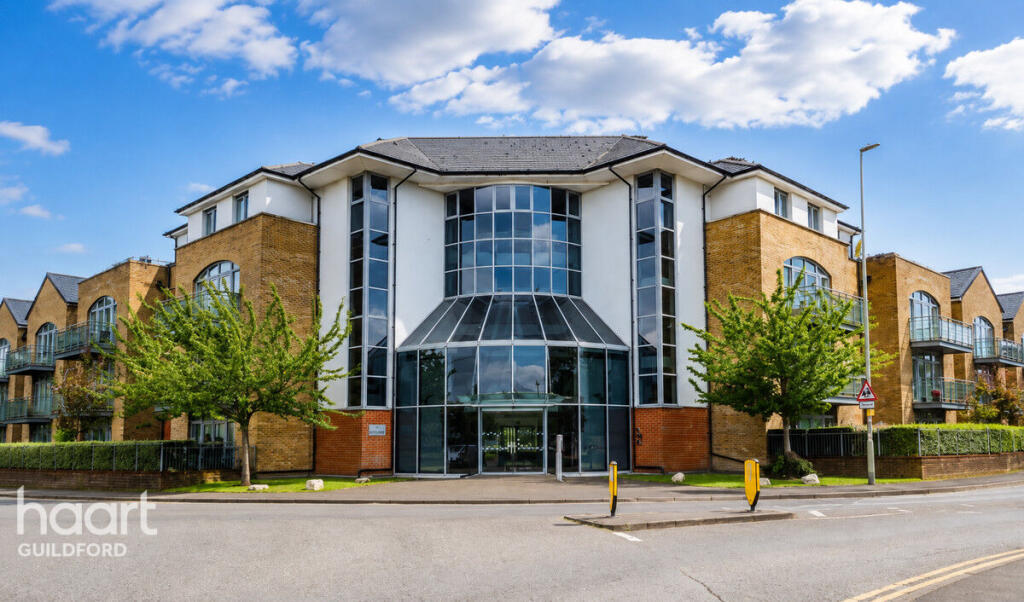 2 bed Apartment for rent in Godalming. From haart - Guildford