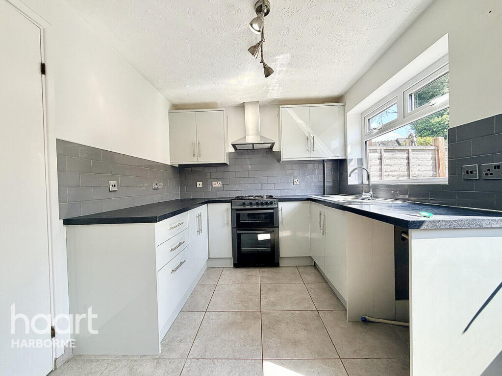 2 bed Mid Terraced House for rent in Birmingham. From haart - Harborne