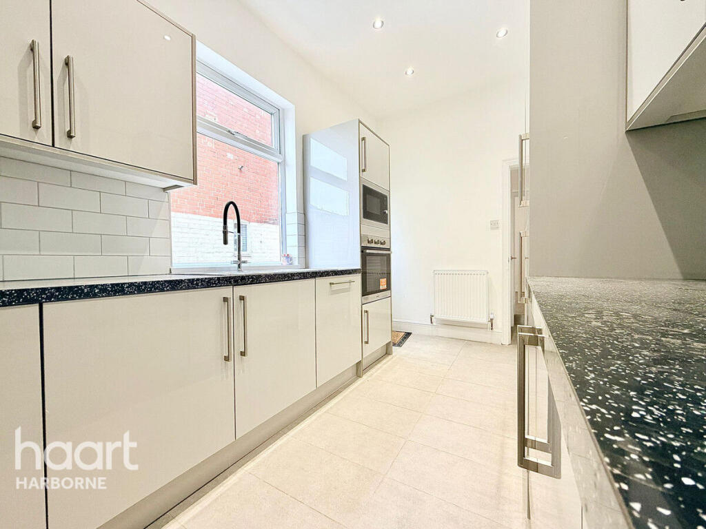 3 bed Mid Terraced House for rent in Smethwick. From haart - Harborne