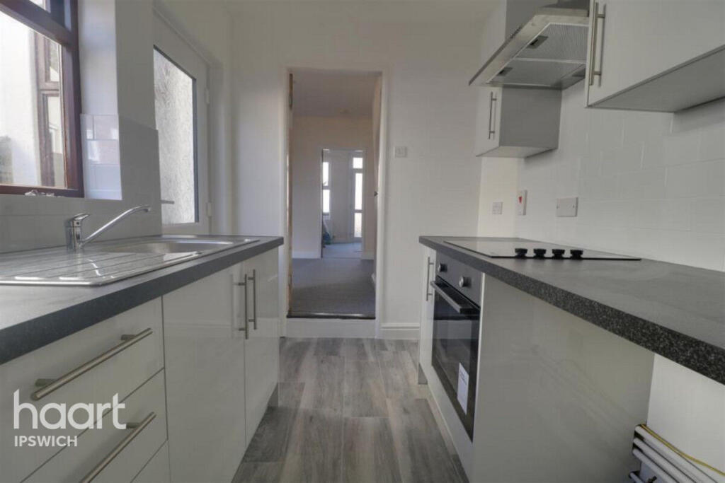2 bed Mid Terraced House for rent in Ipswich. From haart - Ipswich