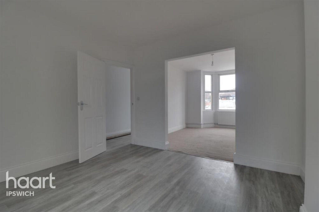 3 bed Mid Terraced House for rent in Ipswich. From haart - Ipswich