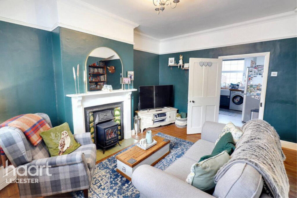 2 bed Mid Terraced House for rent in Syston. From haart - Leicester