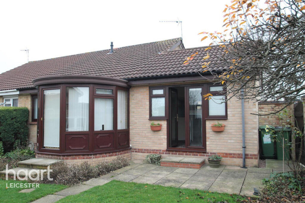 2 bed Semi-detached bungalow for rent in Leicester. From haart - Leicester