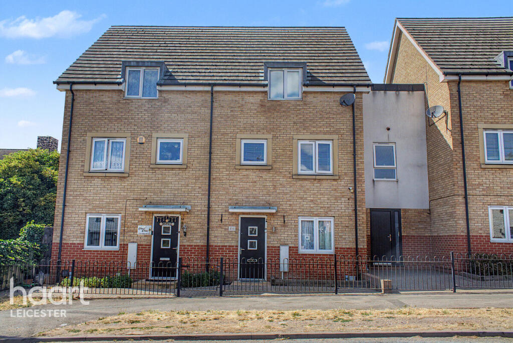 4 bed Town House for rent in Leicester. From haart - Leicester 4 bed Town House for rent in Leicester. From haart - Leicester