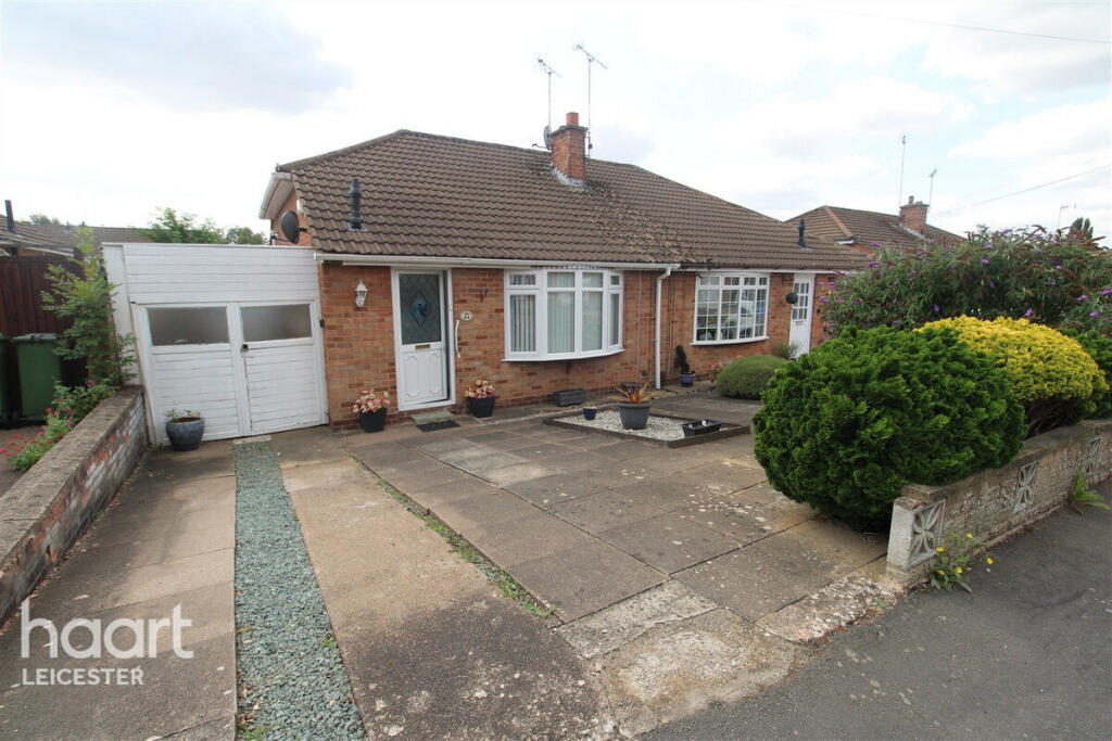 2 bed Semi-detached bungalow for rent in Leicester. From haart - Leicester