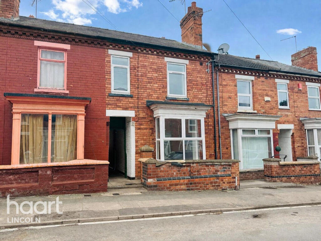 3 bed Mid Terraced House for rent in Lincoln. From haart - Lincoln