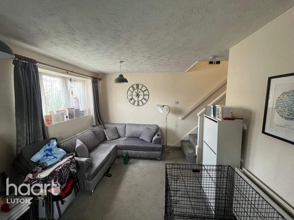 1 bed Mid Terraced House for rent in Cockernhoe. From haart - Luton