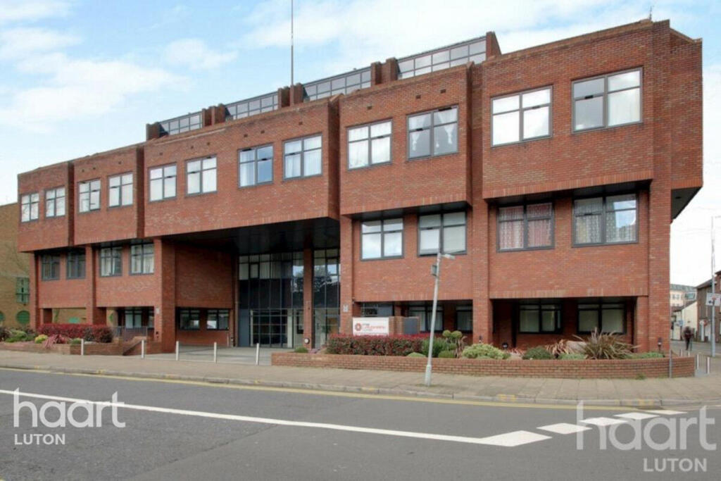 1 bed 1st Floor Flat for rent in Pepperstock. From haart - Luton