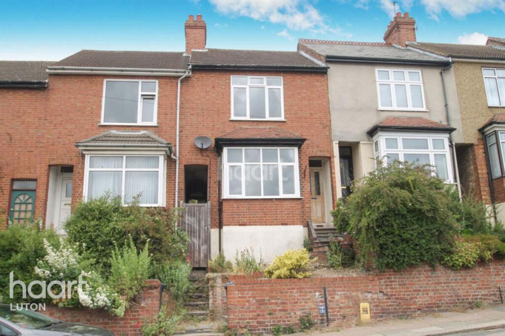 3 bed Mid Terraced House for rent in Cockernhoe. From haart - Luton 3 bed Mid Terraced House for rent in Cockernhoe. From haart - Luton