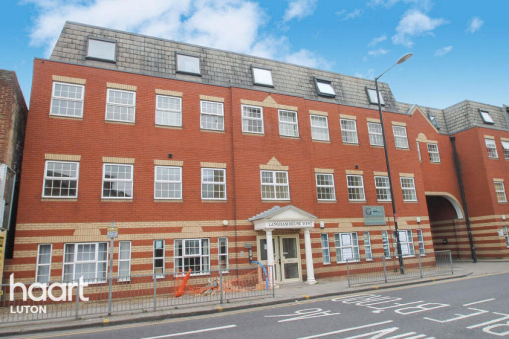 1 bed 1st Floor Flat for rent in Luton. From haart - Luton
