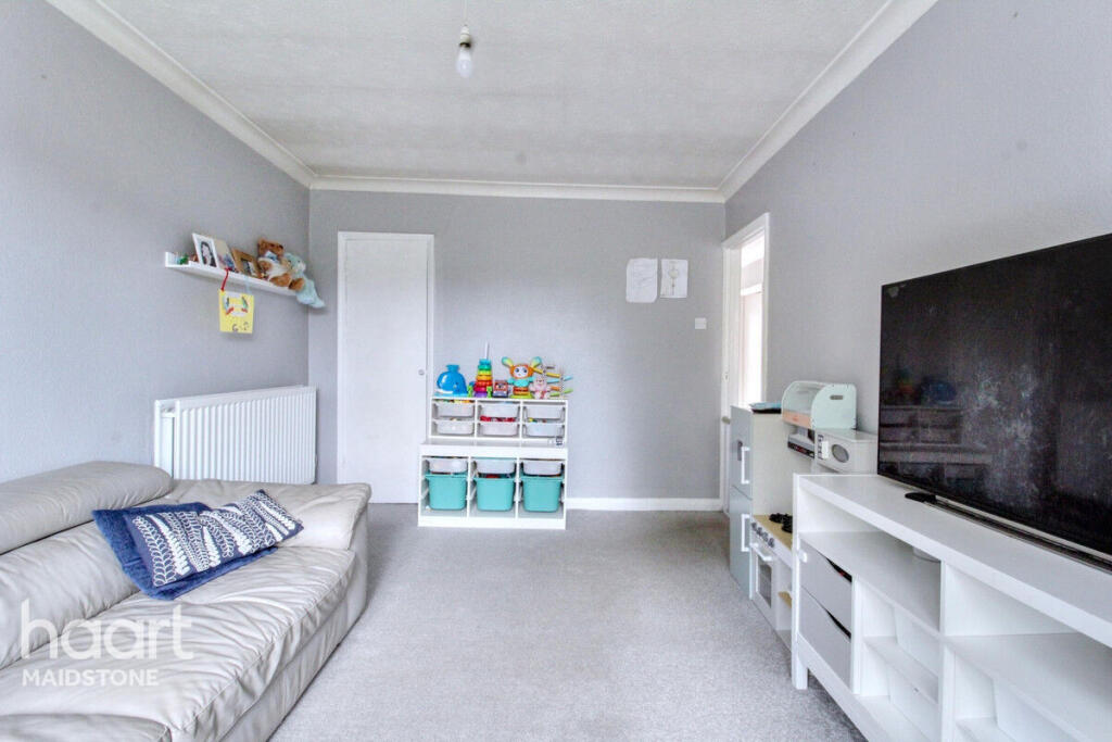 2 bed Apartment for rent in Ditton. From haart - Maidstone