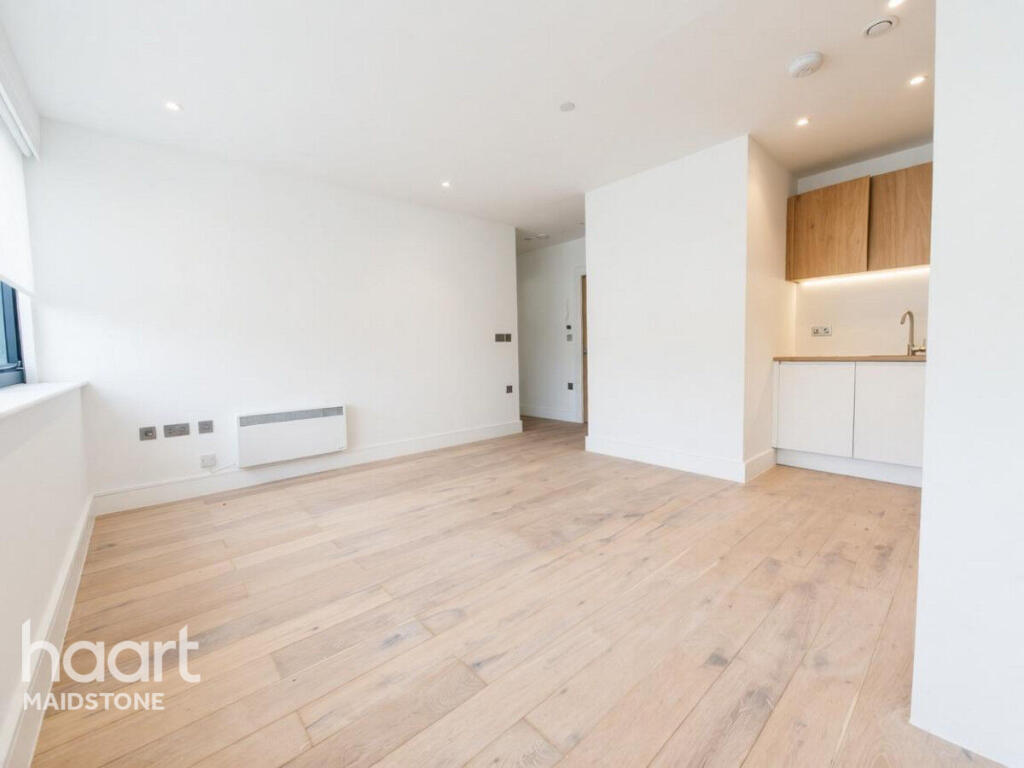 1 bed Apartment for rent in Dean Street. From haart - Maidstone