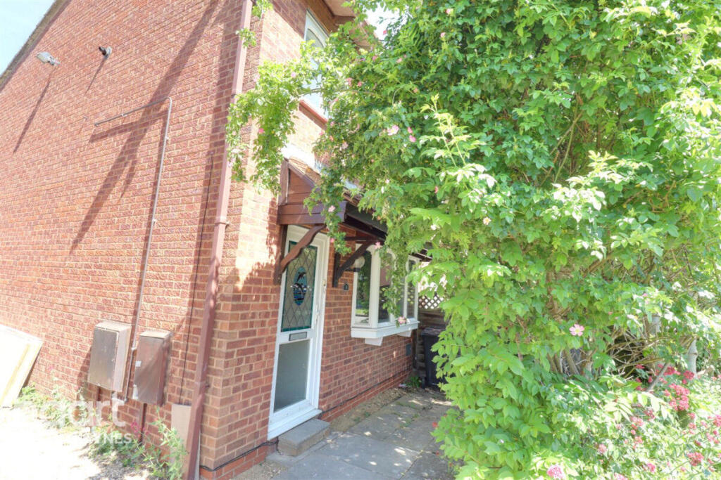 3 bed Semi Detached for rent in Bletchley. From haart - Milton Keynes