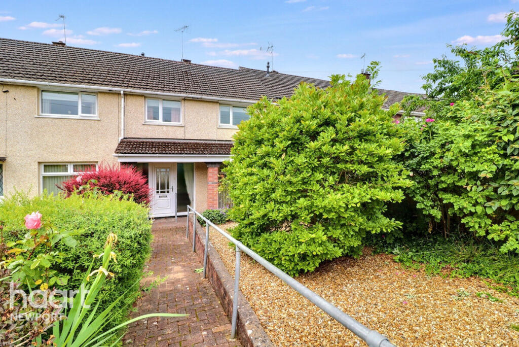 3 bed Mid Terraced House for rent in Llanwern. From haart - Newport
