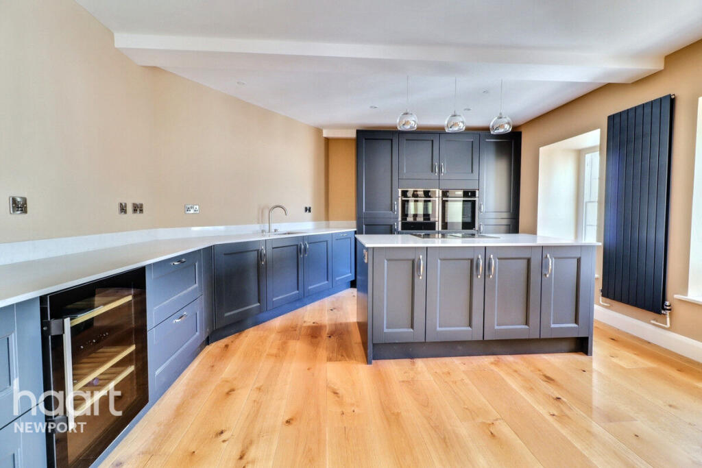 2 bed Apartment for rent in Monmouth. From haart - Newport