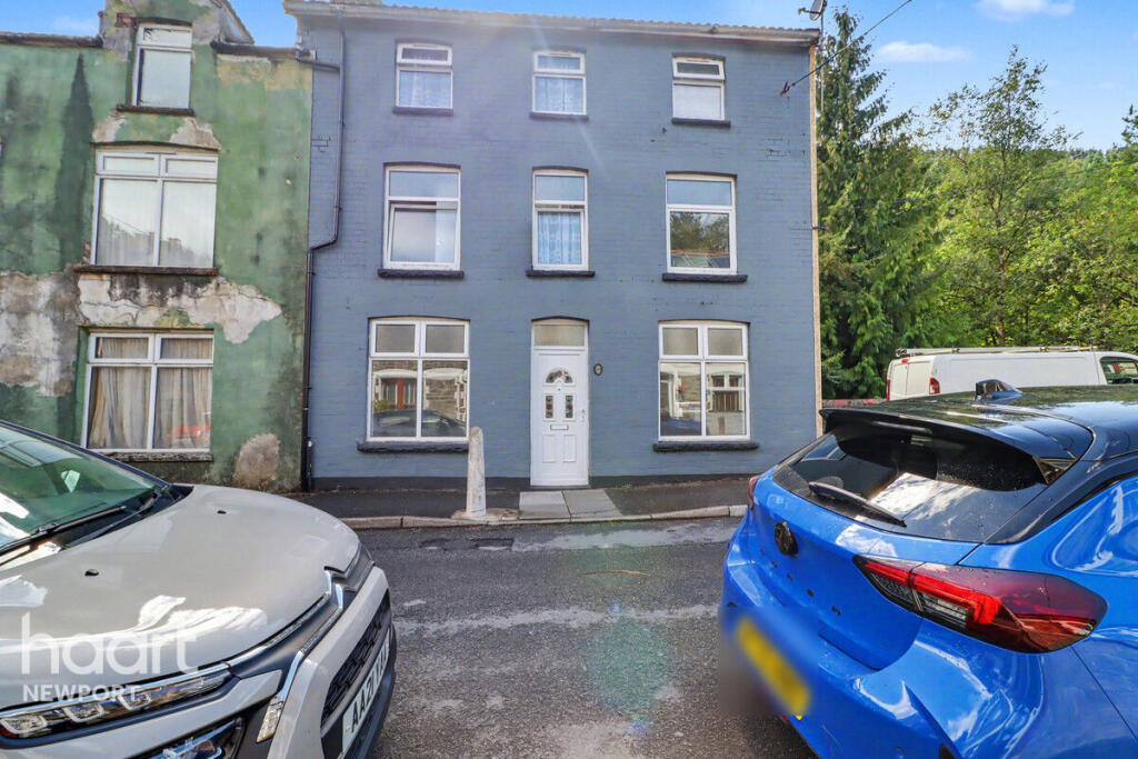 4 bed End of Terrace for rent in Abertillery. From haart - Newport