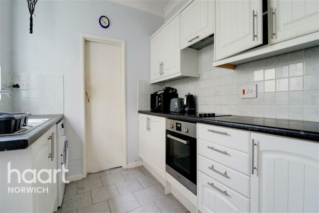 4 bed Mid Terraced House for rent in Norwich. From haart - Norwich