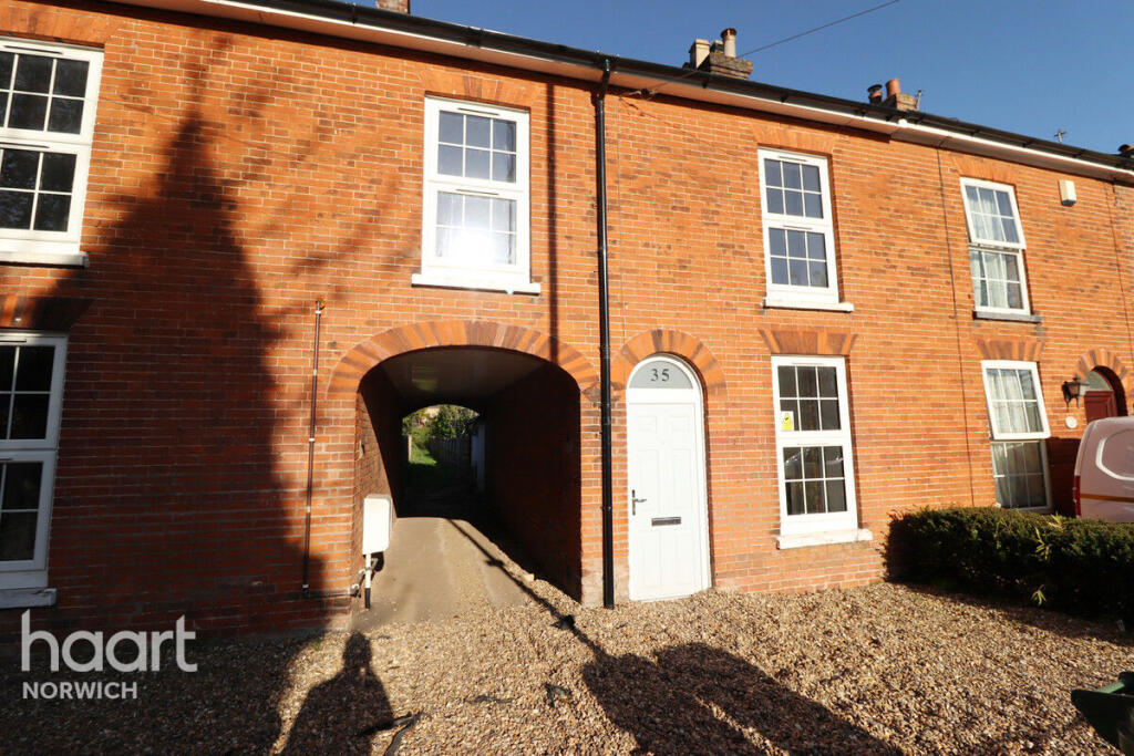 3 bed Mid Terraced House for rent in Dereham. From haart - Norwich
