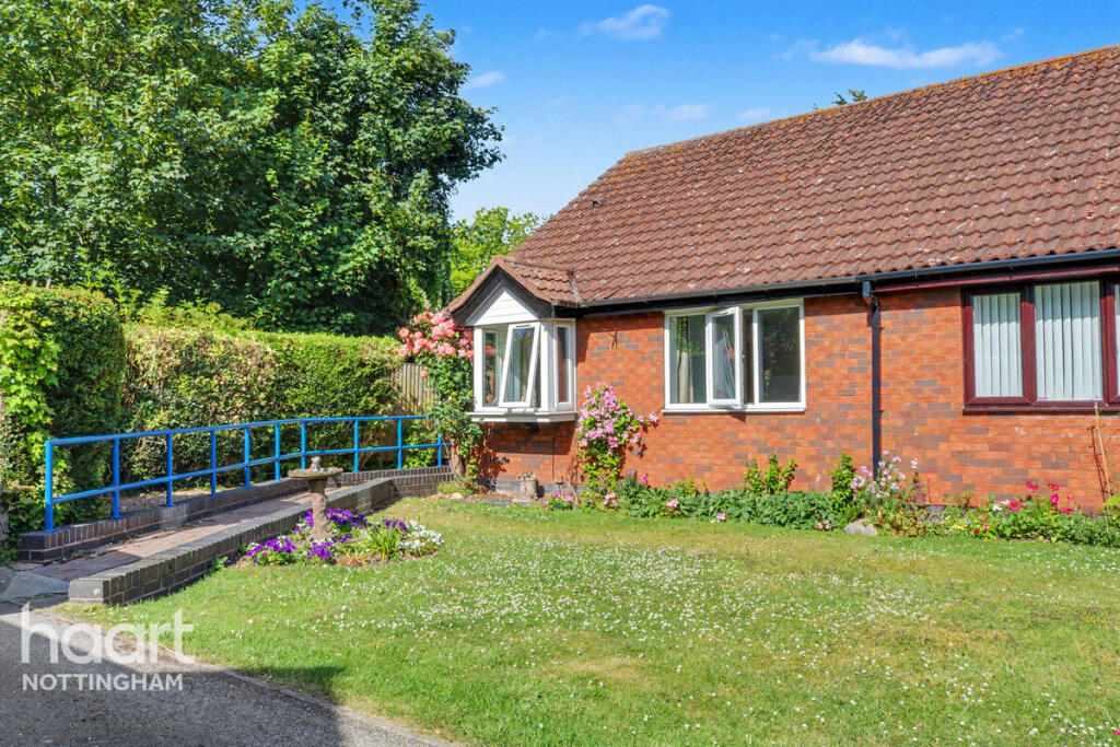 2 bed Semi-detached bungalow for rent in Bingham. From haart - Nottingham