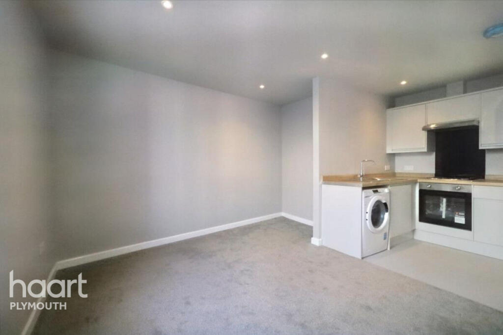 2 bed 1st Floor Flat for rent in Torquay. From haart - Plymouth