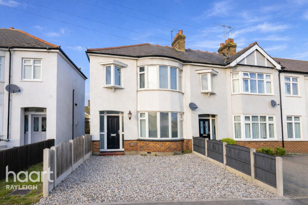 3 bed End of Terrace for rent in Rochford. From haart - Rayleigh