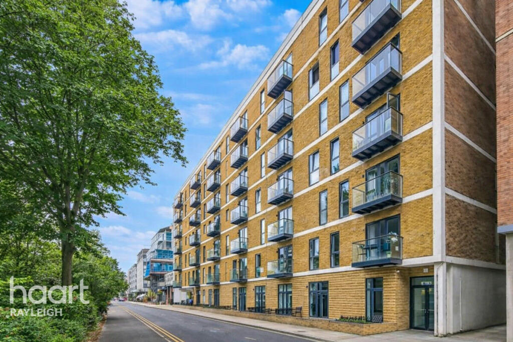2 bed Apartment for rent in Southend-on-Sea. From haart - Rayleigh