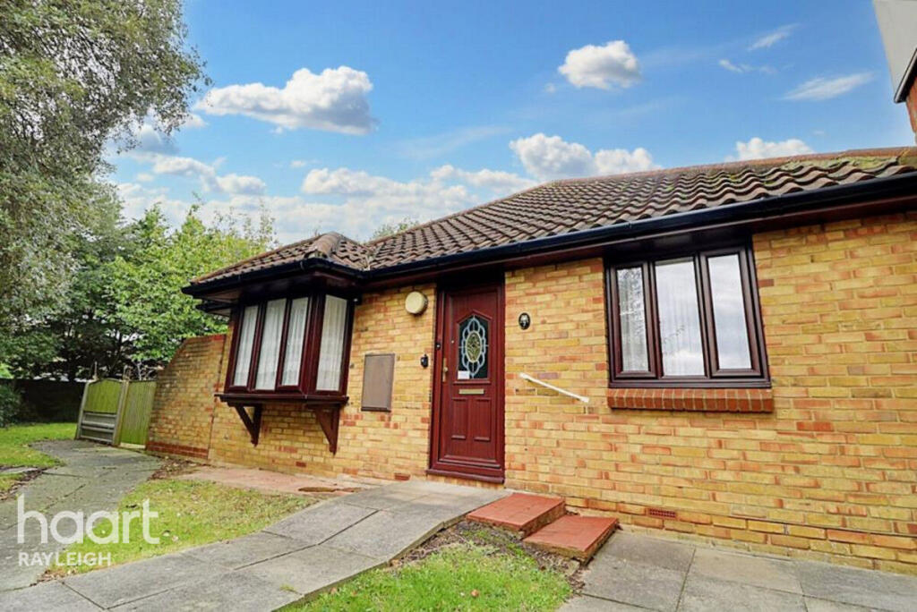 2 bed Bungalow for rent in Basildon. From haart - Rayleigh