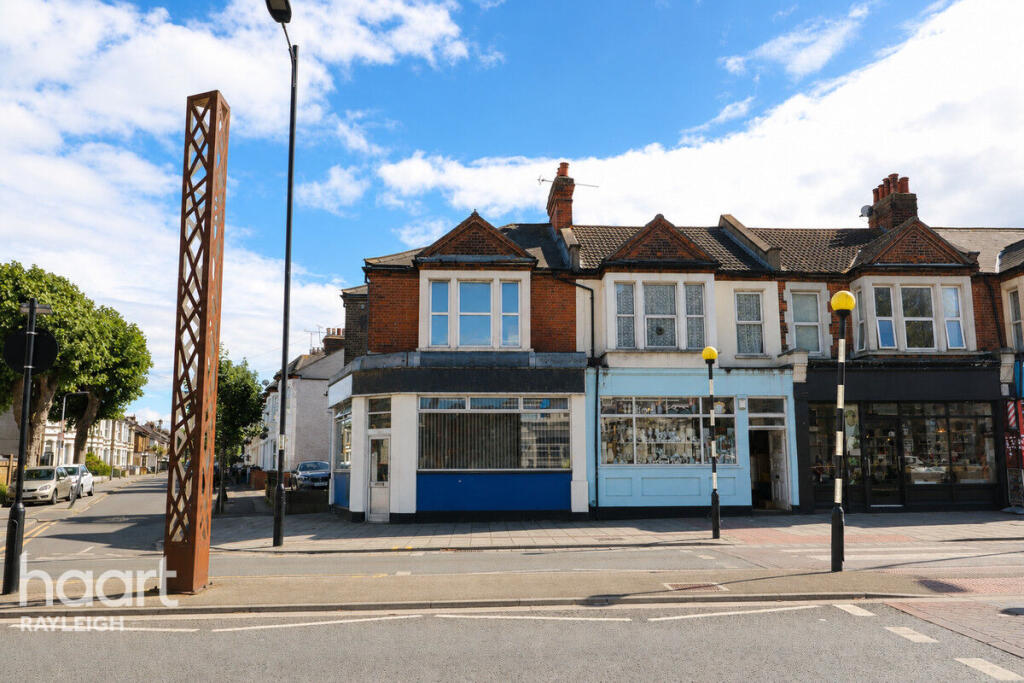 3 bed 1st Floor Flat for rent in Southend-on-Sea. From haart - Rayleigh