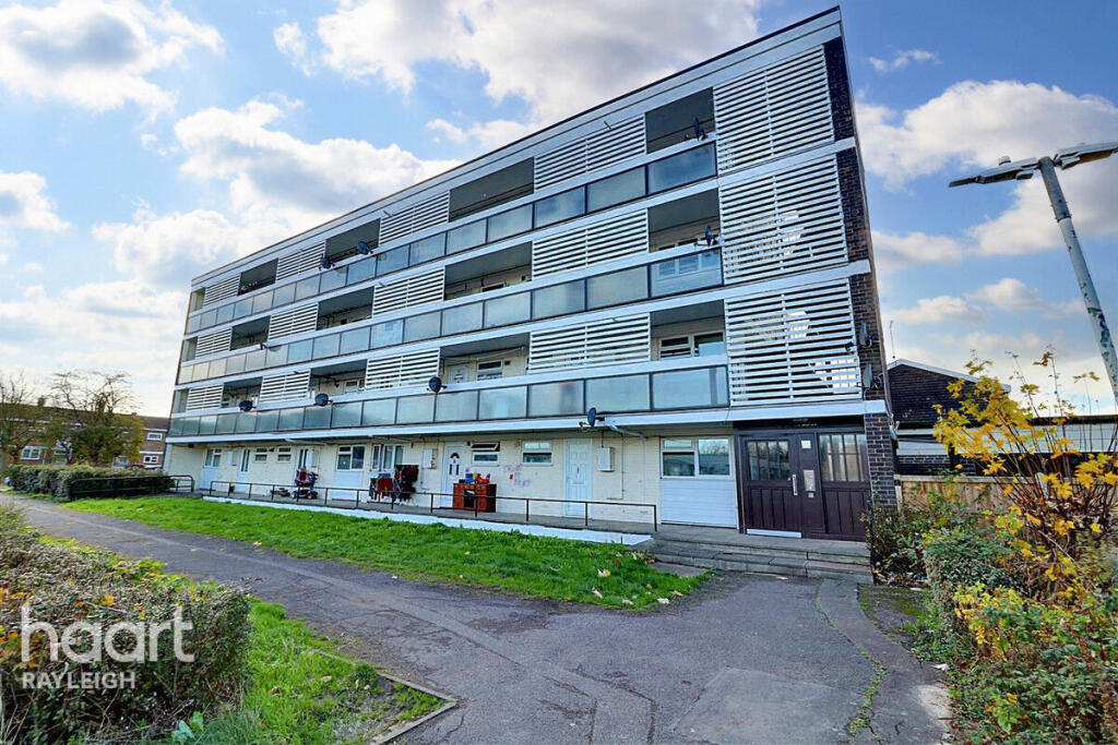 2 bed 1st Floor Flat for rent in Basildon. From haart - Rayleigh