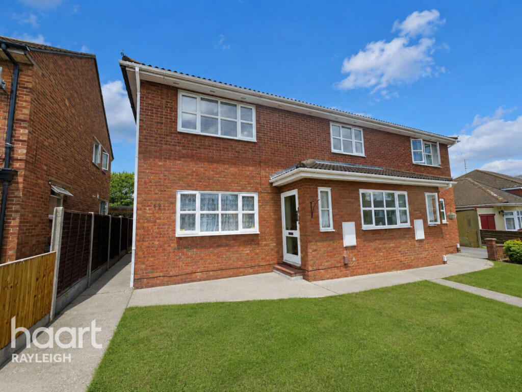 2 bed 1st Floor Flat for rent in Southend-on-Sea. From haart - Rayleigh